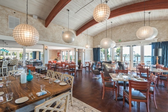 Paradise Point's fine-dining restaurant, Tidal (Photo credit: Paradise Point Resort)