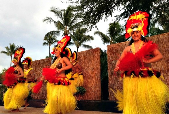 Hula dancers at the Maui Nui Luau