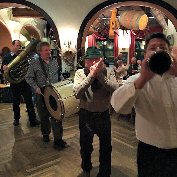 The live band at Rudesheimer Schloss restaurant in Rudesheim am Rhein