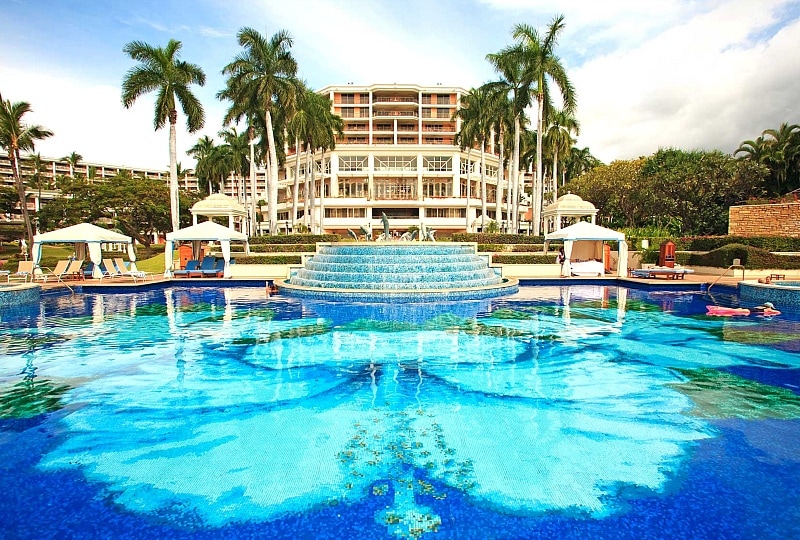 One of the many gorgeous pools at Grand Wailea, a Waldorf Astoria Resort