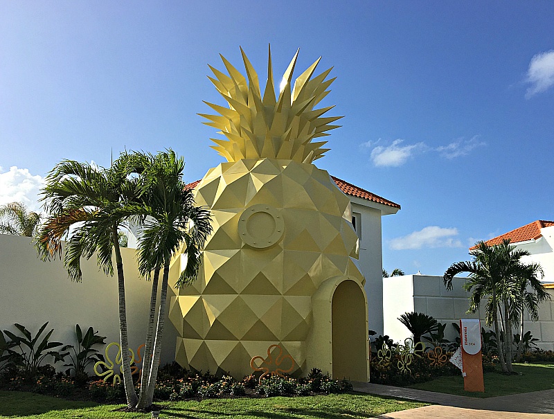 The Pineapple suite at Nickelodeon Hotel Punta Cana 