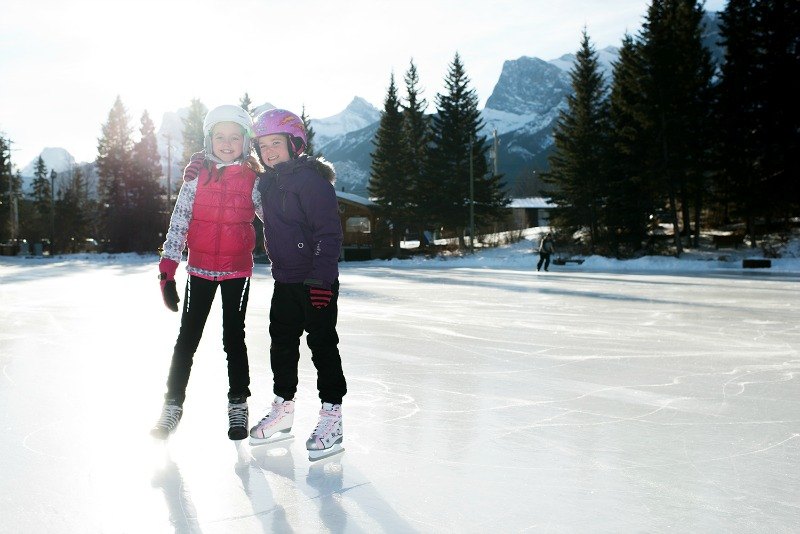 Ice skating in Canmore, Canada near Banff ~ Canmore with Kids