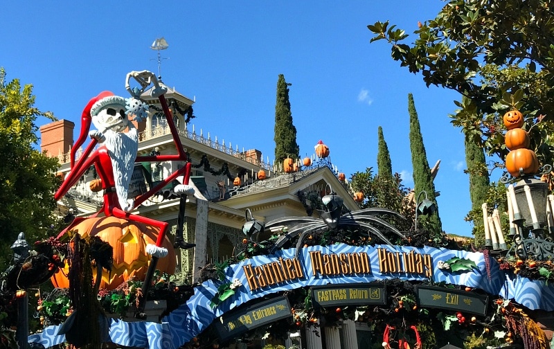 Haunted Mansion Holiday ~ 8 Reasons to Visit Disneyland in Fall