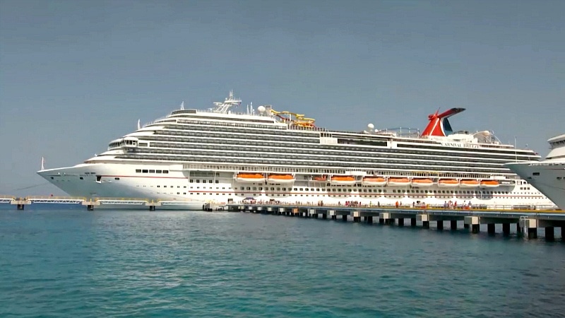 The Voyager highlights cruising on Carnival's Breeze (Screenshot from The Voyager with Josh Garcia)