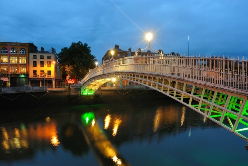 The Ha’penny Bridge over the River Liffey ~ How to Spend a Perfect Day in Dublin, Ireland