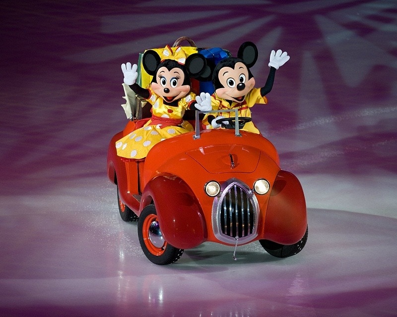 Mickey Mouse and Minnie Mouse in Disney on Ice