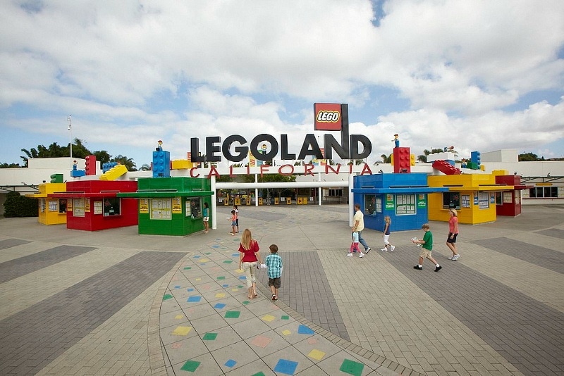 Welcome to LEGOLAND California! ~ Legoland California Tips for All Ages from Babies to Adults