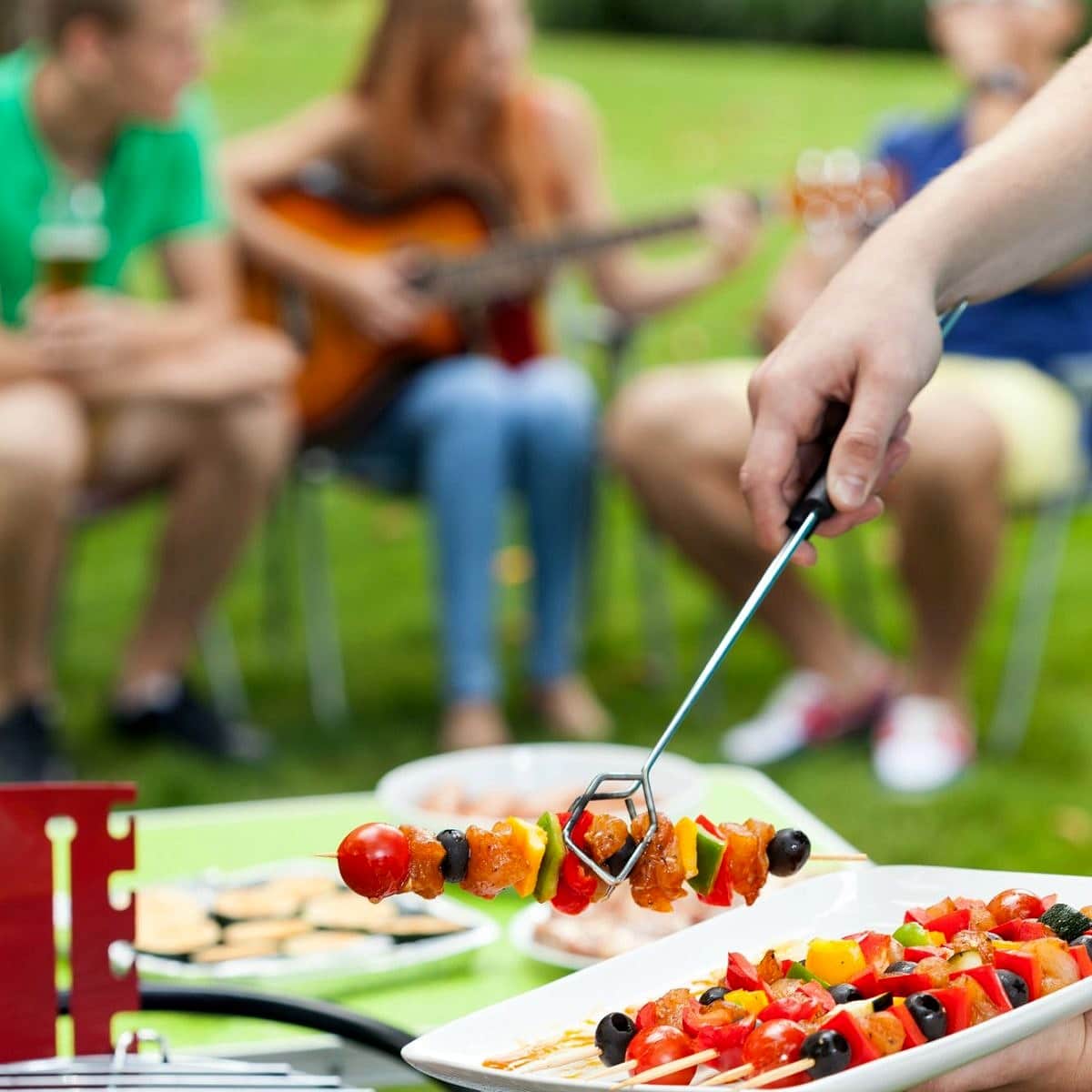 backyard barbecue party tips