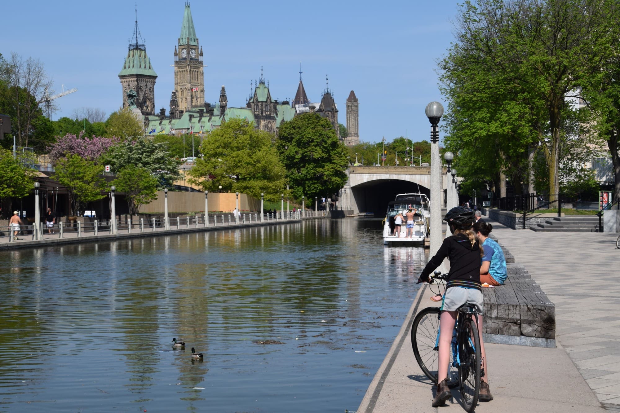 Ottawa by bicycle ~ 25 Places in Canada Every Family Should Visit