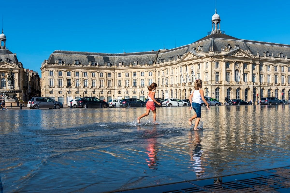 Place de la Bourse in Bordeaux, France with kids