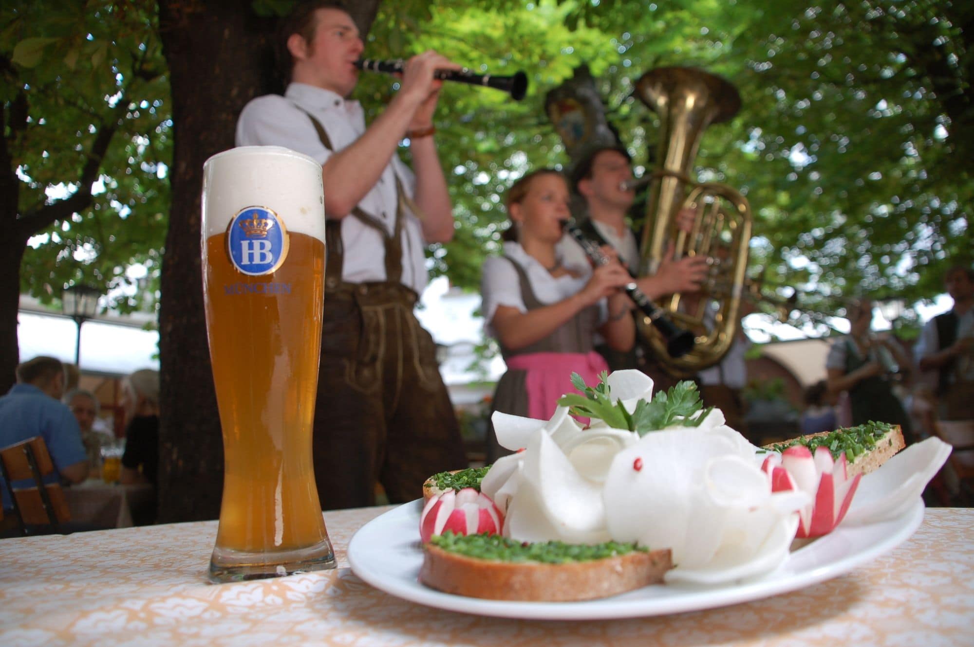 Enjoy traditional Bavarian beers and cuisine at the Hofbraeuhaus in Munich with kids