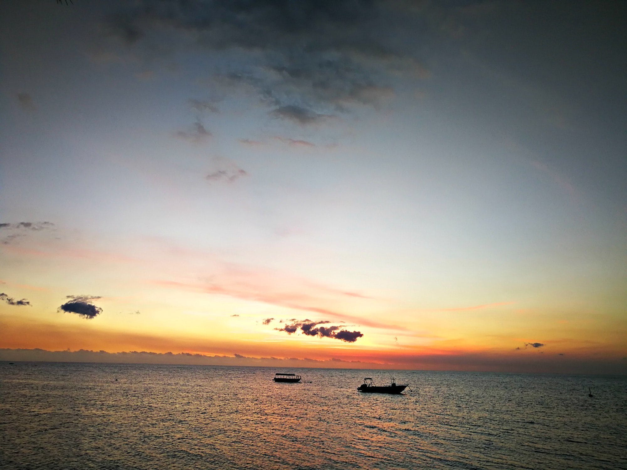 Gentle breezes keep the humidity at bay in Fiji with kids