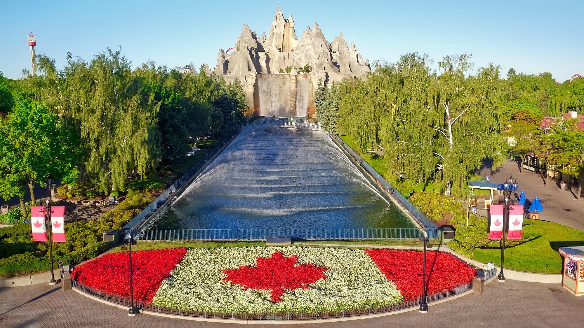 Canada's Wonderland entrance