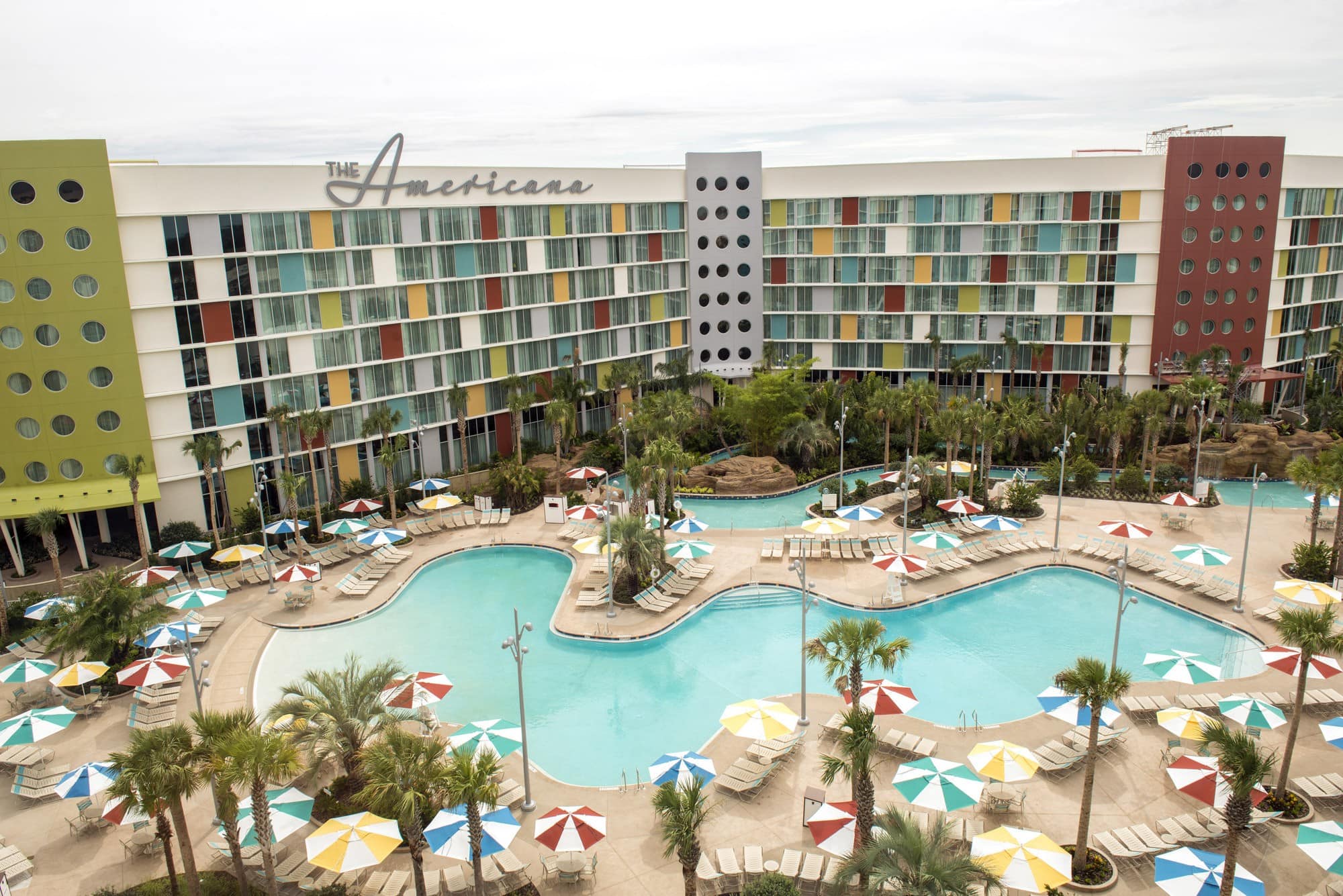 Cabana Bay Beach Resort's pool and lazy river