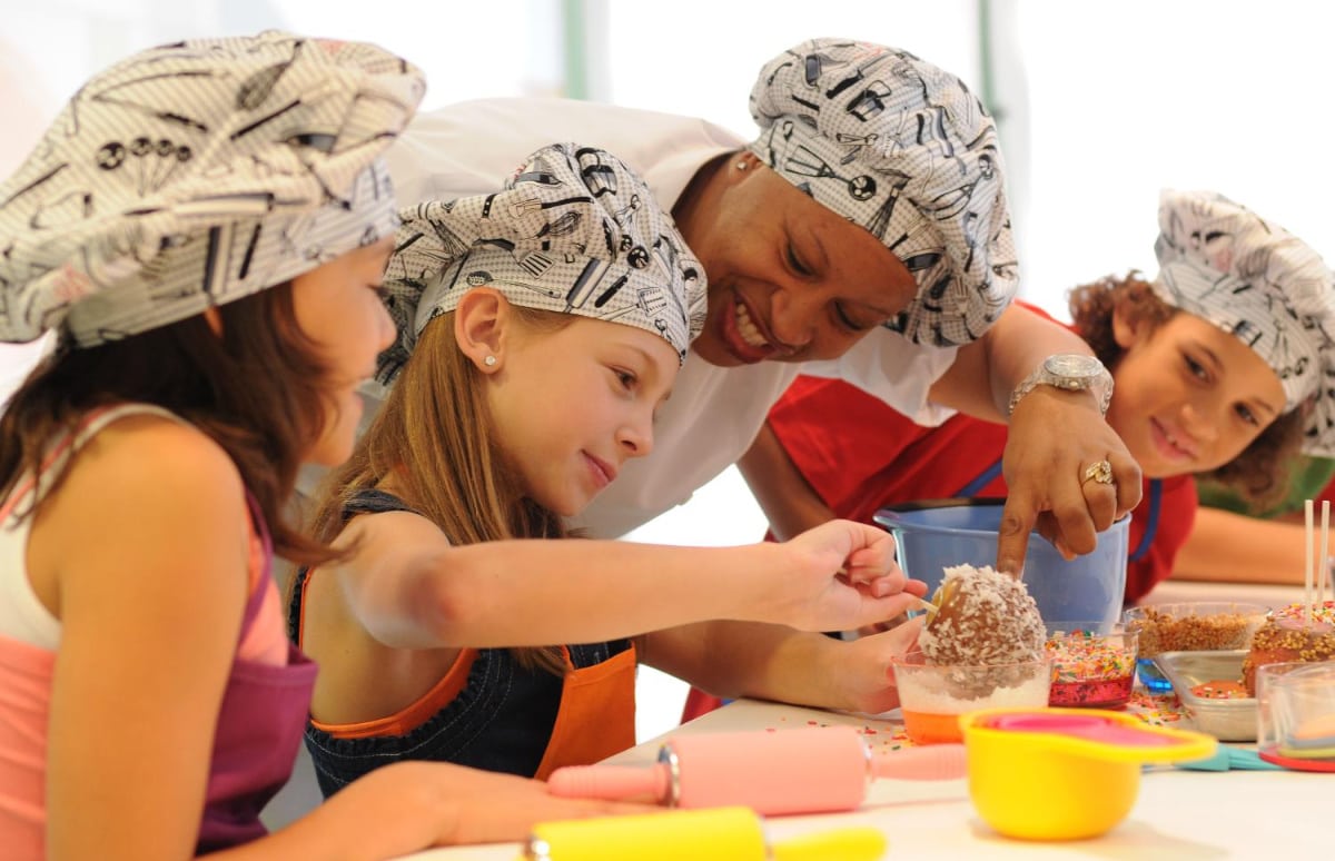 Atlantis Kids Adventure cooking class for children