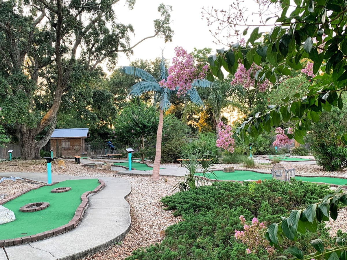 Miniature golf course at Big Play Entertainment Center in Biloxi with kids