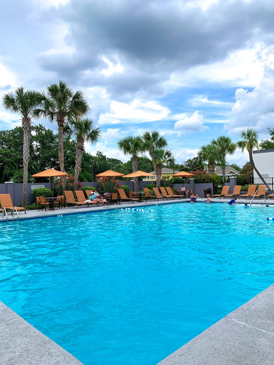 Courtyard by Marriott - Gulfport Beachfront pool