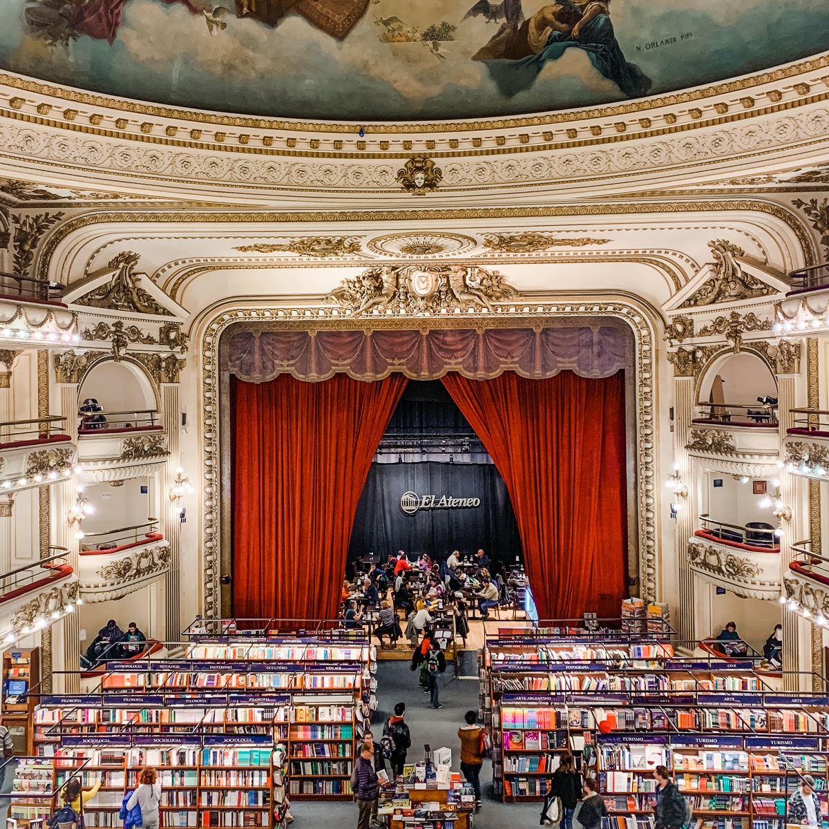 El Ataneo bookstore in Buenos Aires