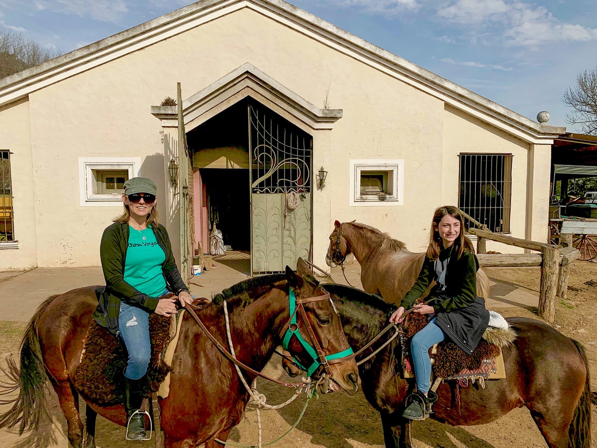 Riding horses at Estancia Ombu de Areco