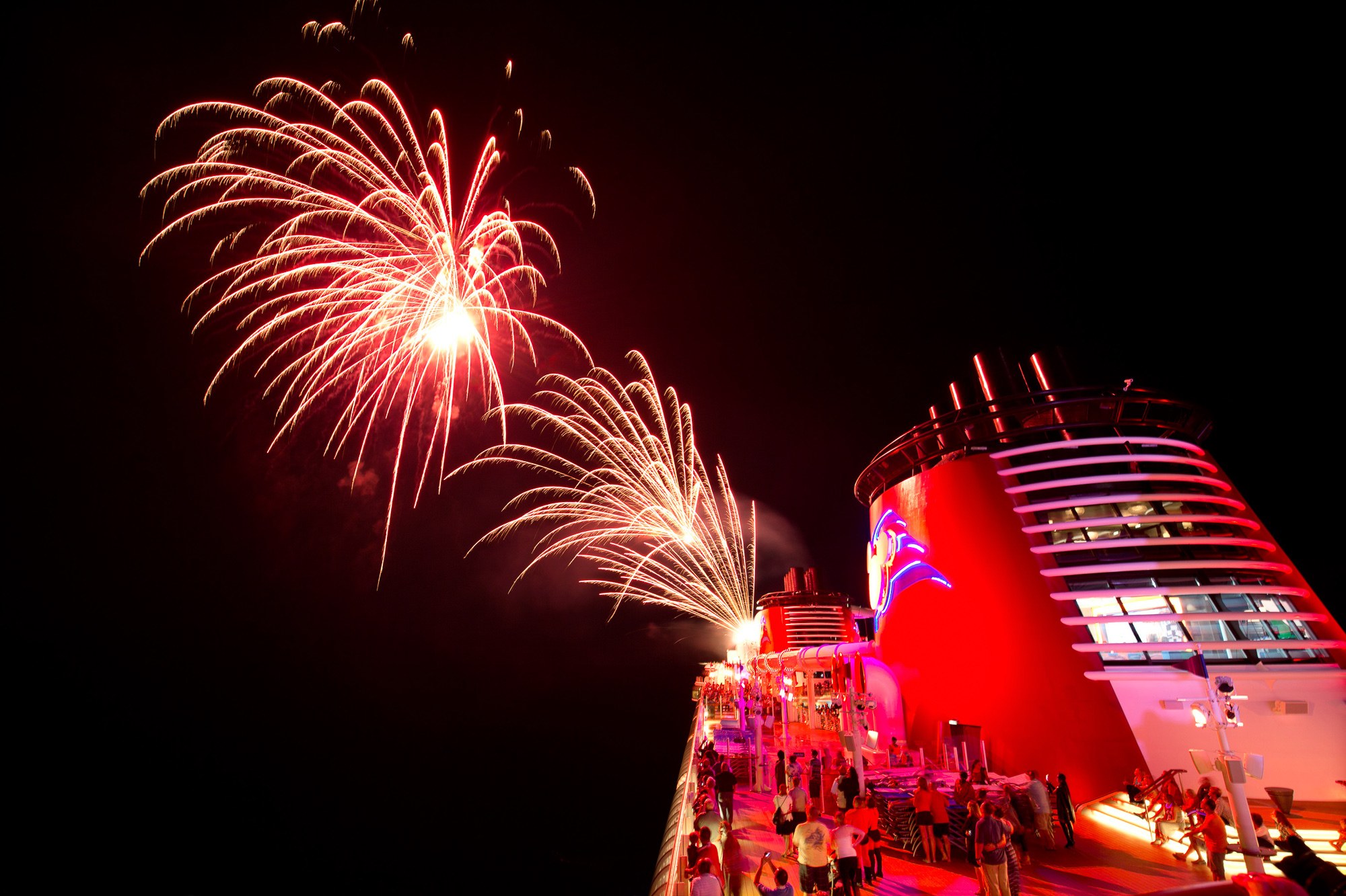 Disney fireworks at sea 