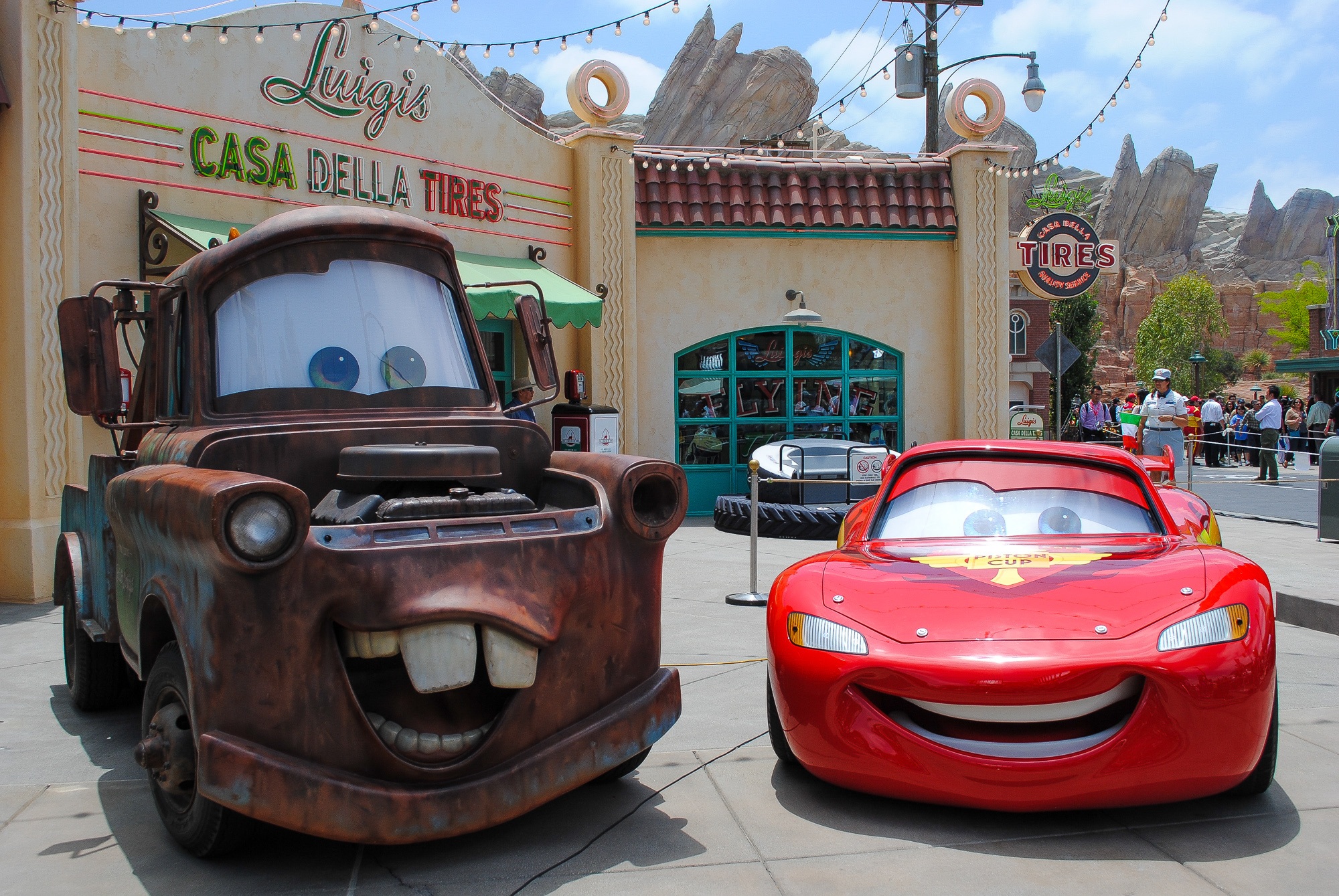 Tow Mater and Lightning McQueen in Radiator Springs Cars Land theme park