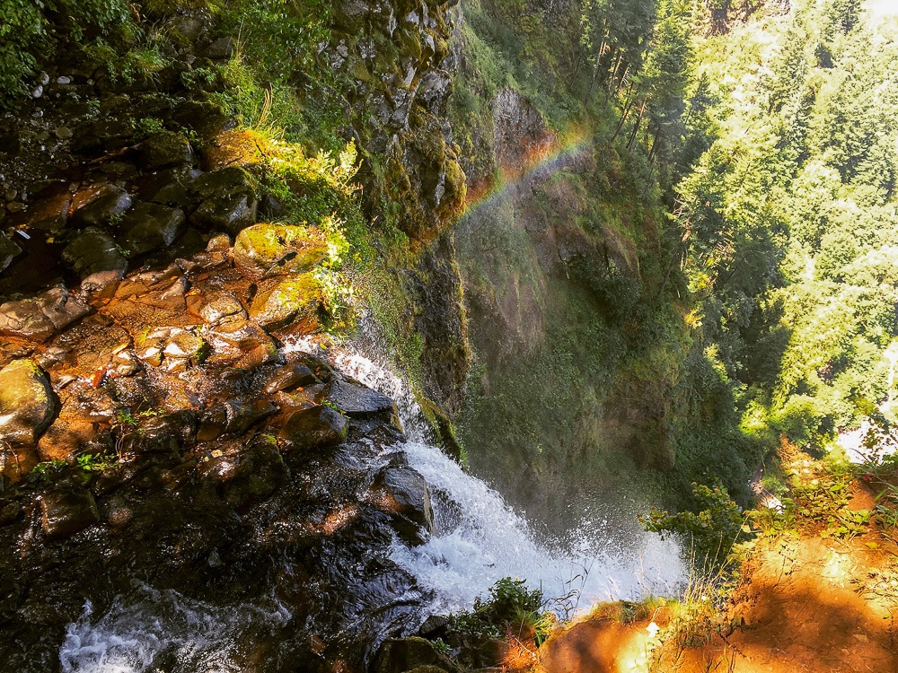 Rainbow at the top of Multnomah Falls 