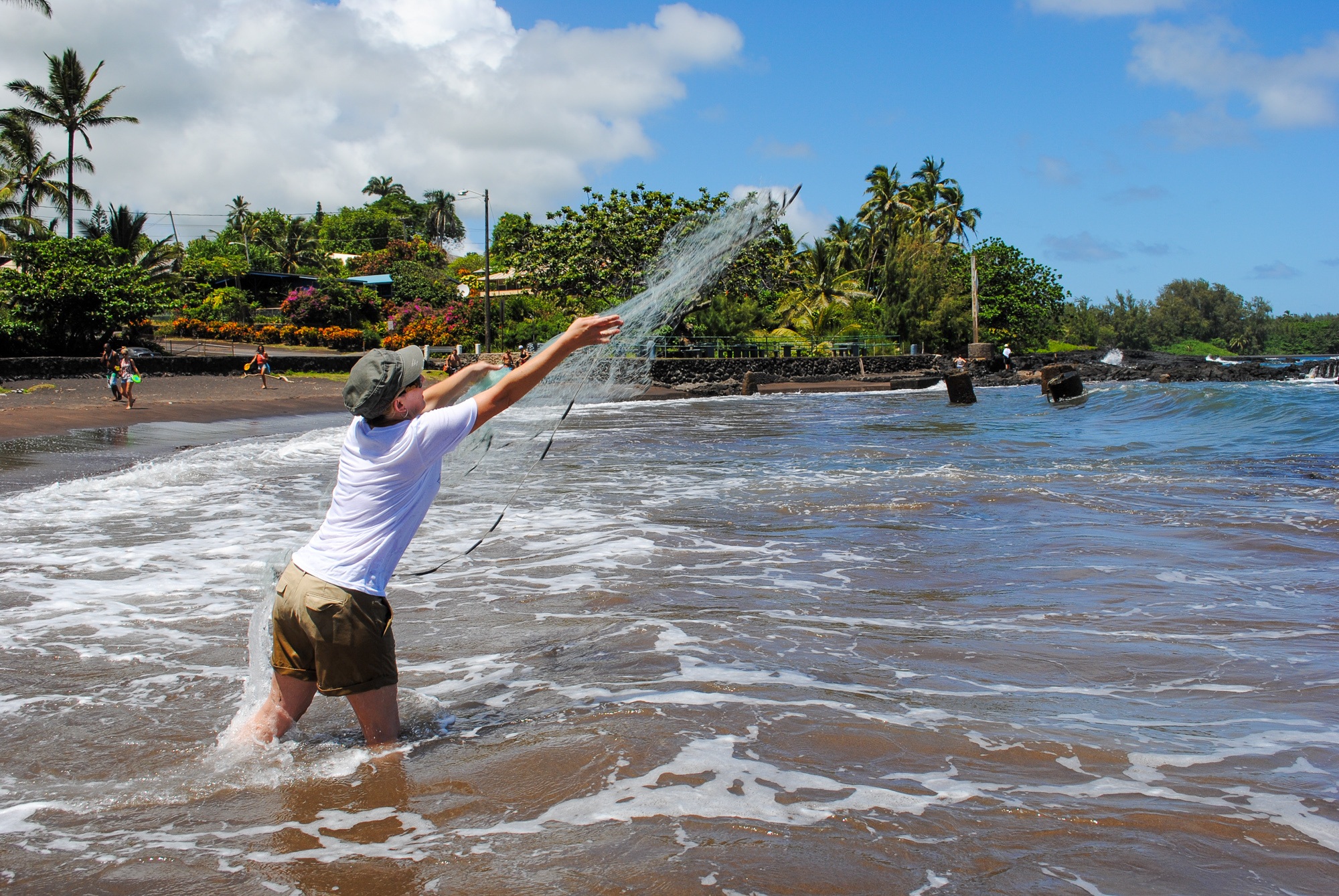 Throw net fishing lesson at Hana Maui Resort