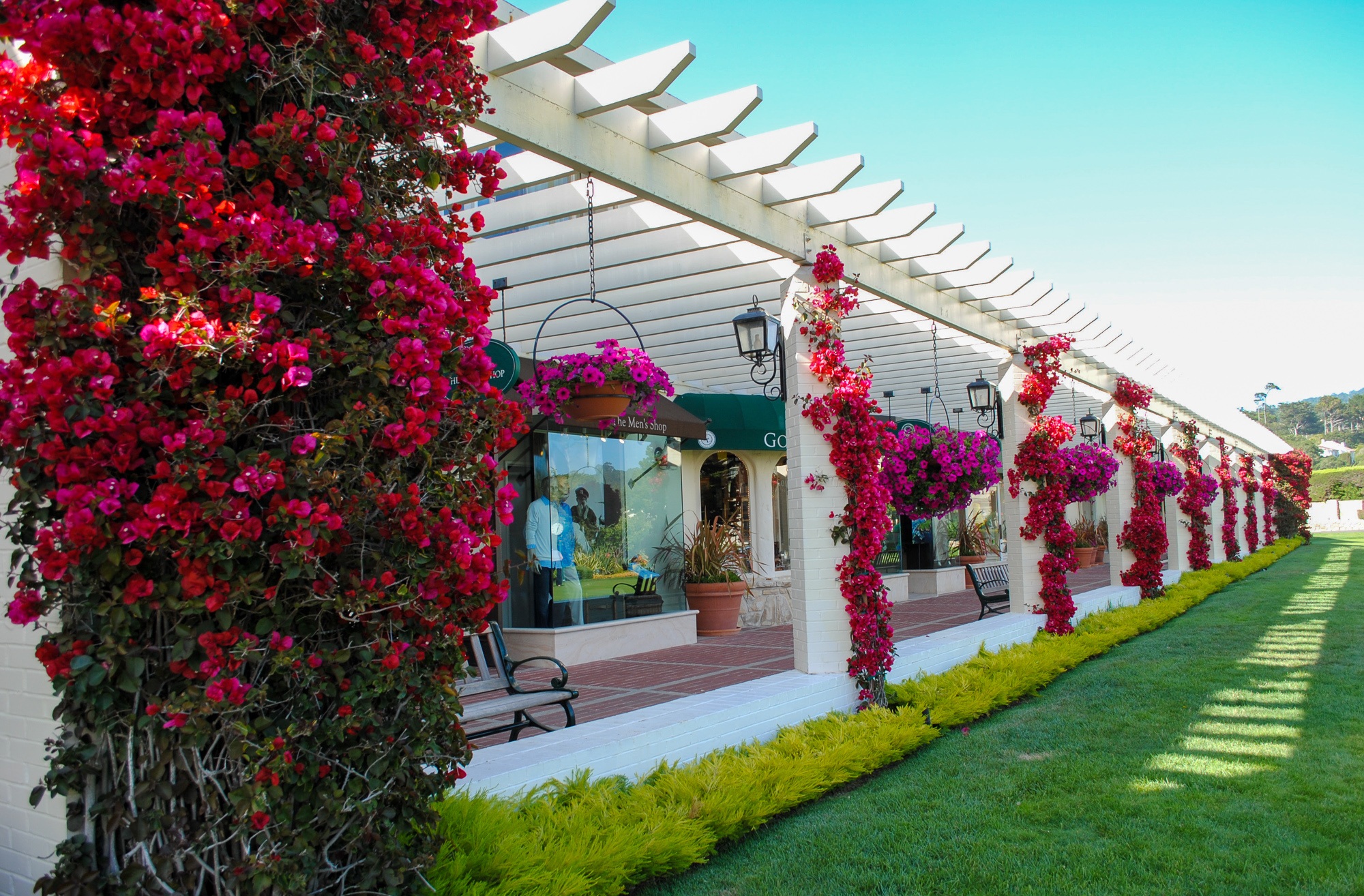 Pebble Beach luxury shopping 