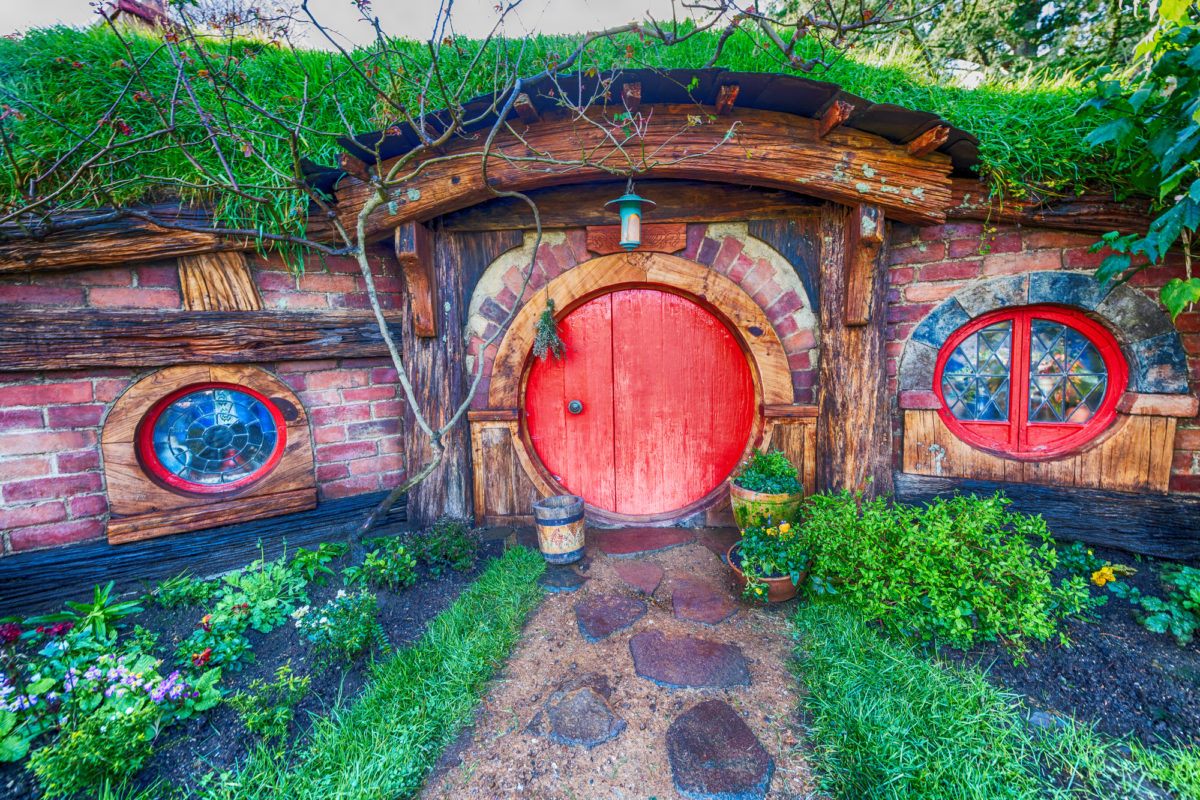 Hobbiton movie set for Lord of the Rings