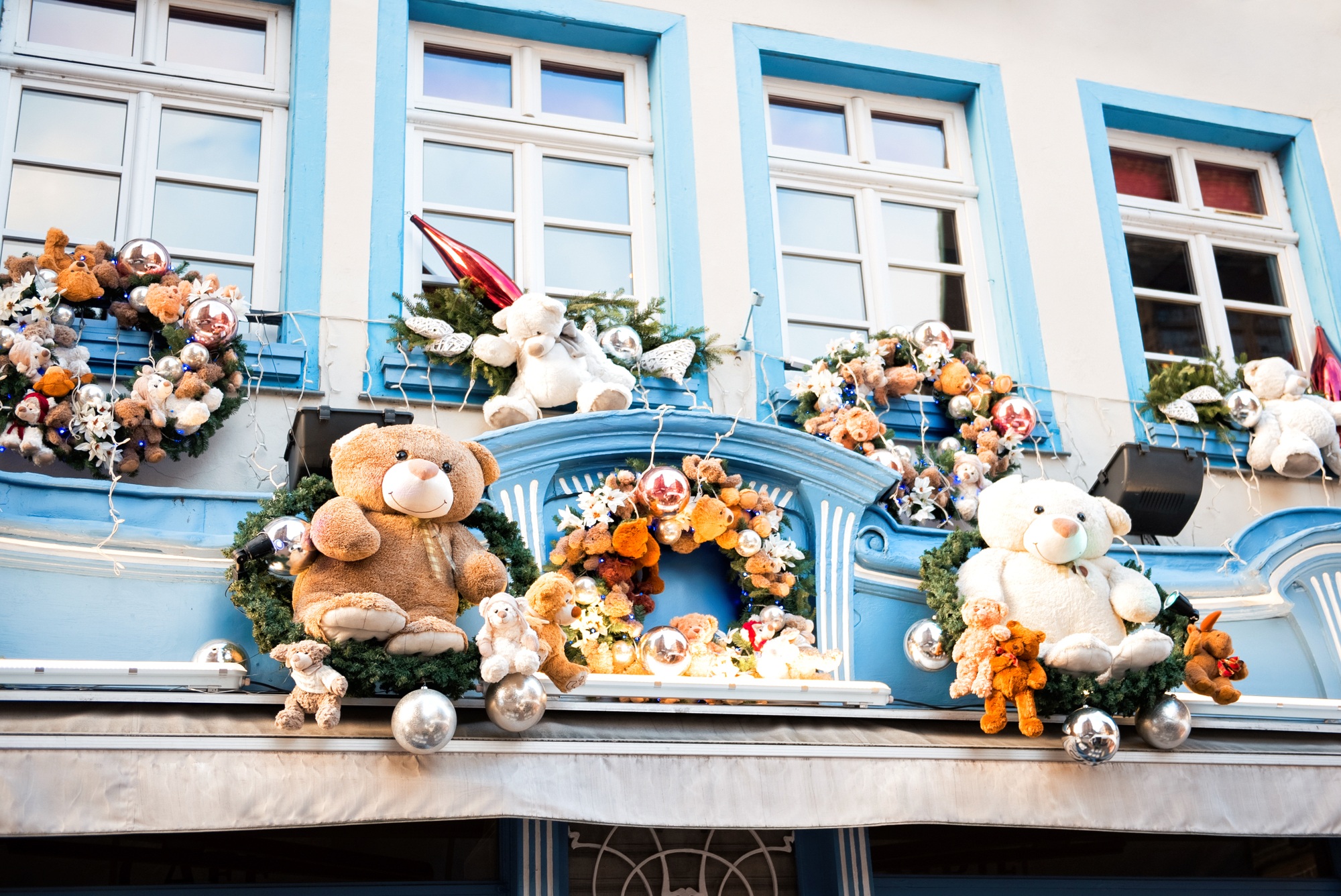 A store decorated for Christmas in Strasbourg 