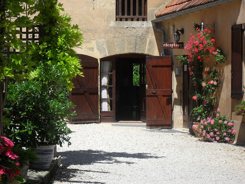 Le Chèvrefeuille Bed & Breakfast in Dordogne, France 