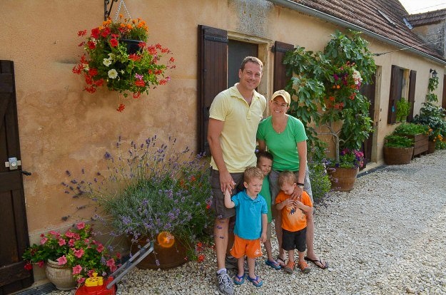 Family at Chèvrefeuille Bed & Breakfast