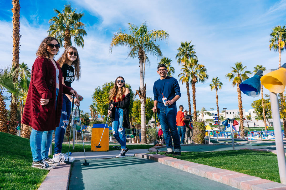 Boomers miniature golf in Palm Springs with kids