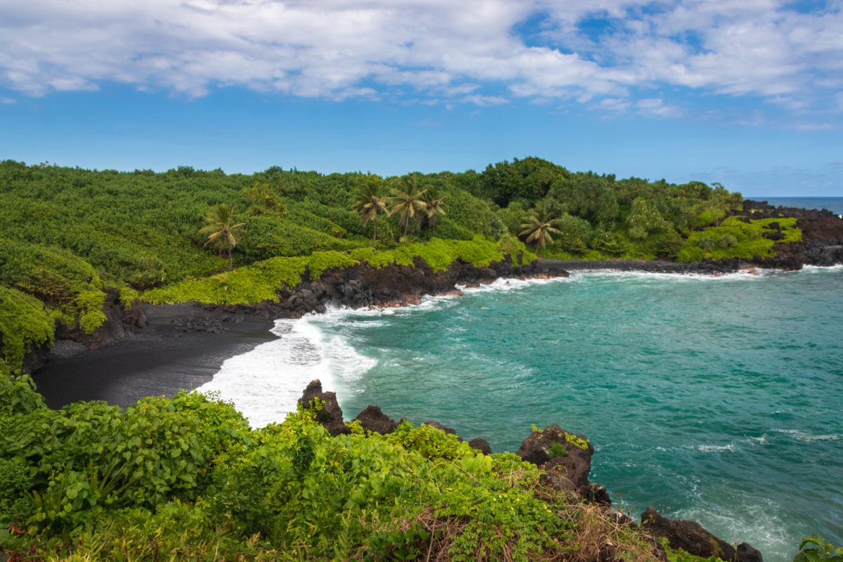 Waianapanapa Black Sand Beach along Road to Hana