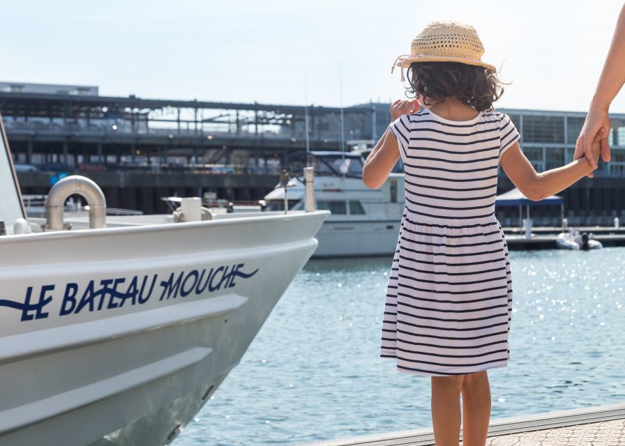 Le Bateau-Mouche St. Lawrence Sightseeing Cruise