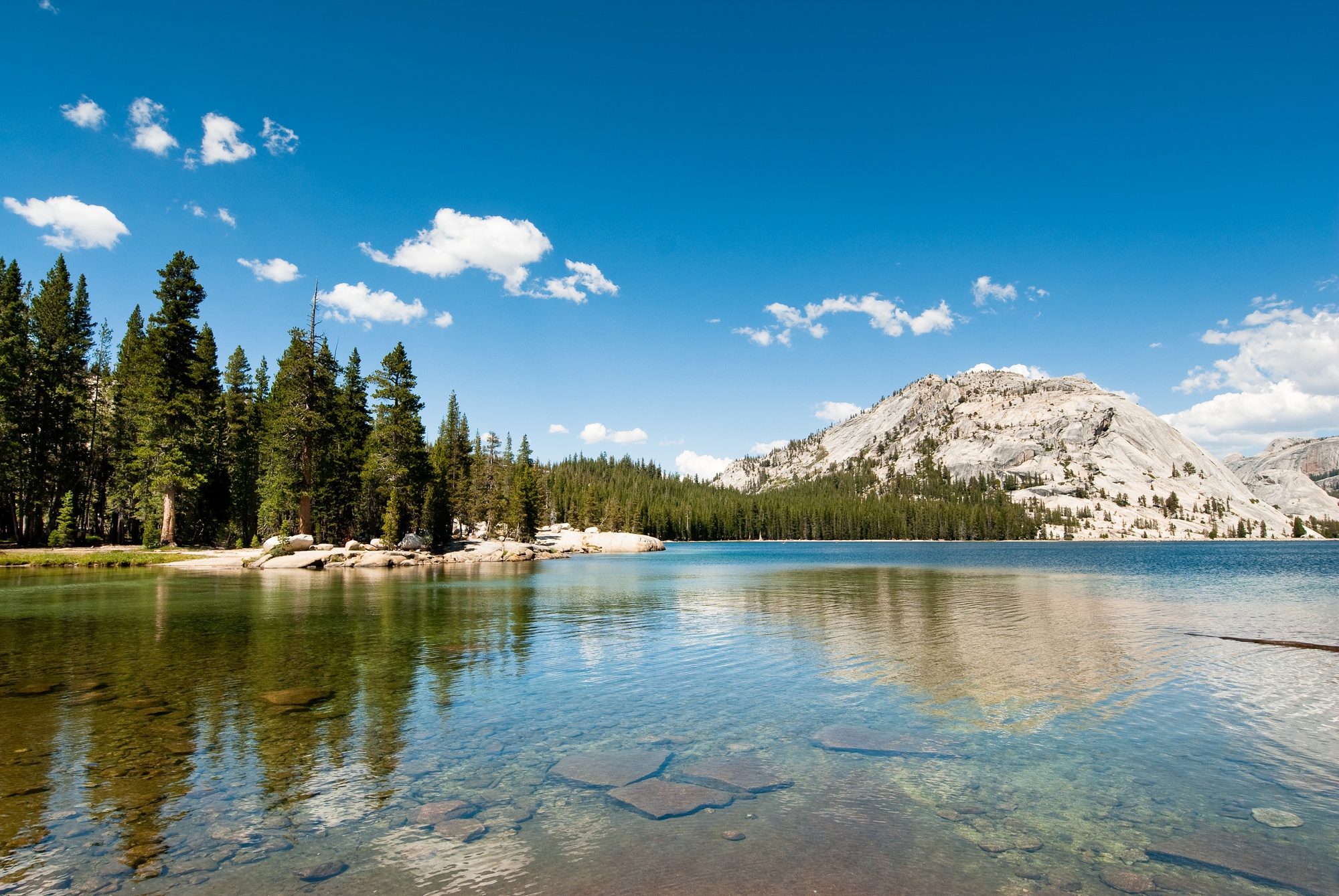 Tenaya Lake in Yosemite