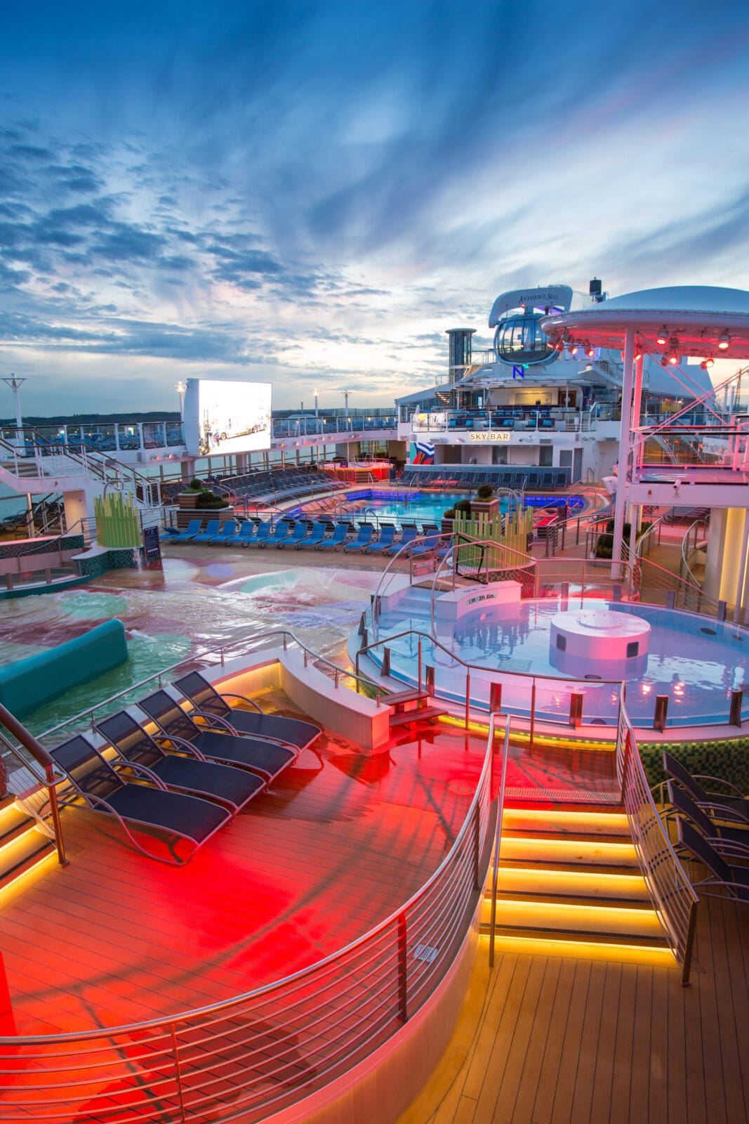 Outdoor movie on Anthem of the Seas 