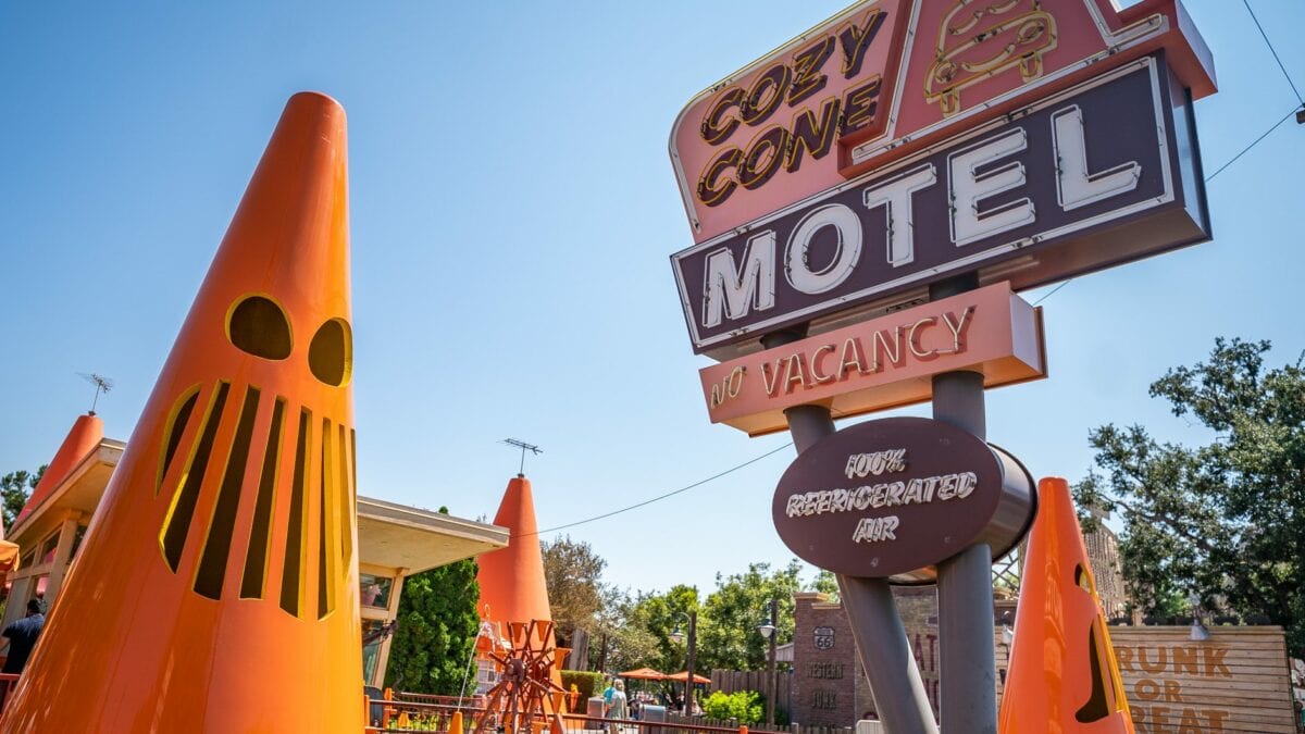 Halloween decorations at the Cozy Cone Motel