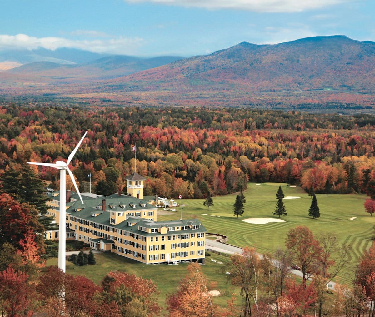 Mountain View Grand Resort & Spa in fall 