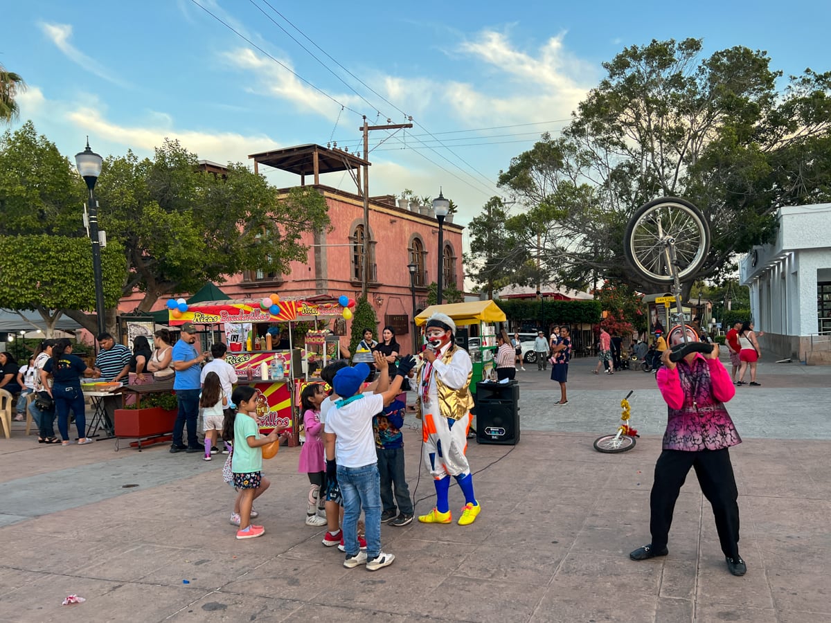 Friday night fair in Loreto Plaza 