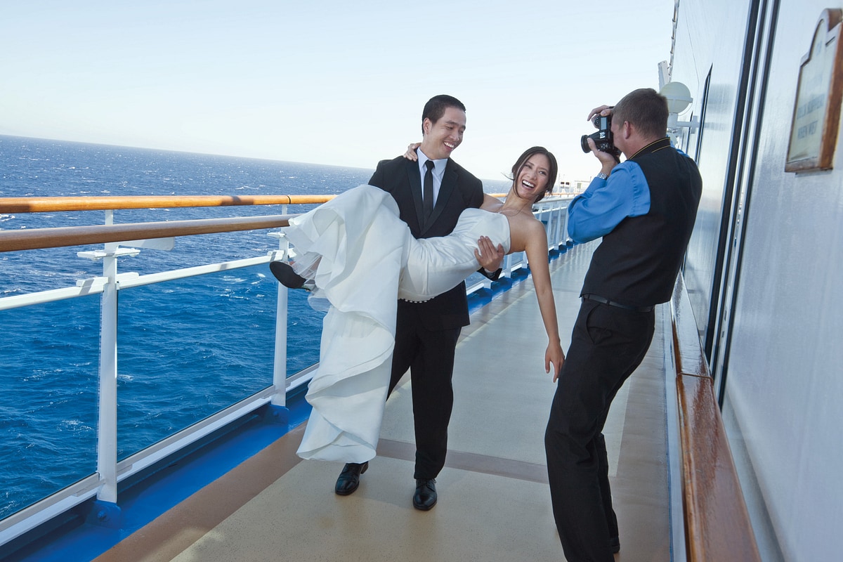 Newlywed couple on a Princess Cruise