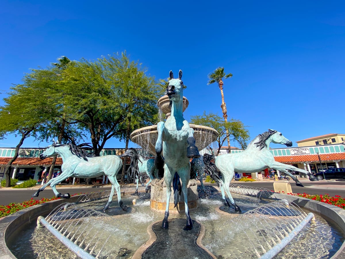Old Town Scottsdale horse fountain