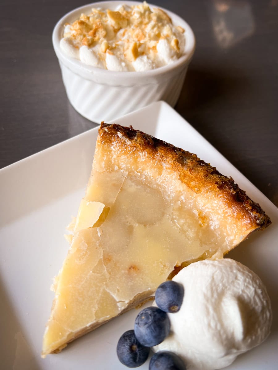 Homestead Kitchen's banana cream pudding and water pie in Downtown Talkeetna