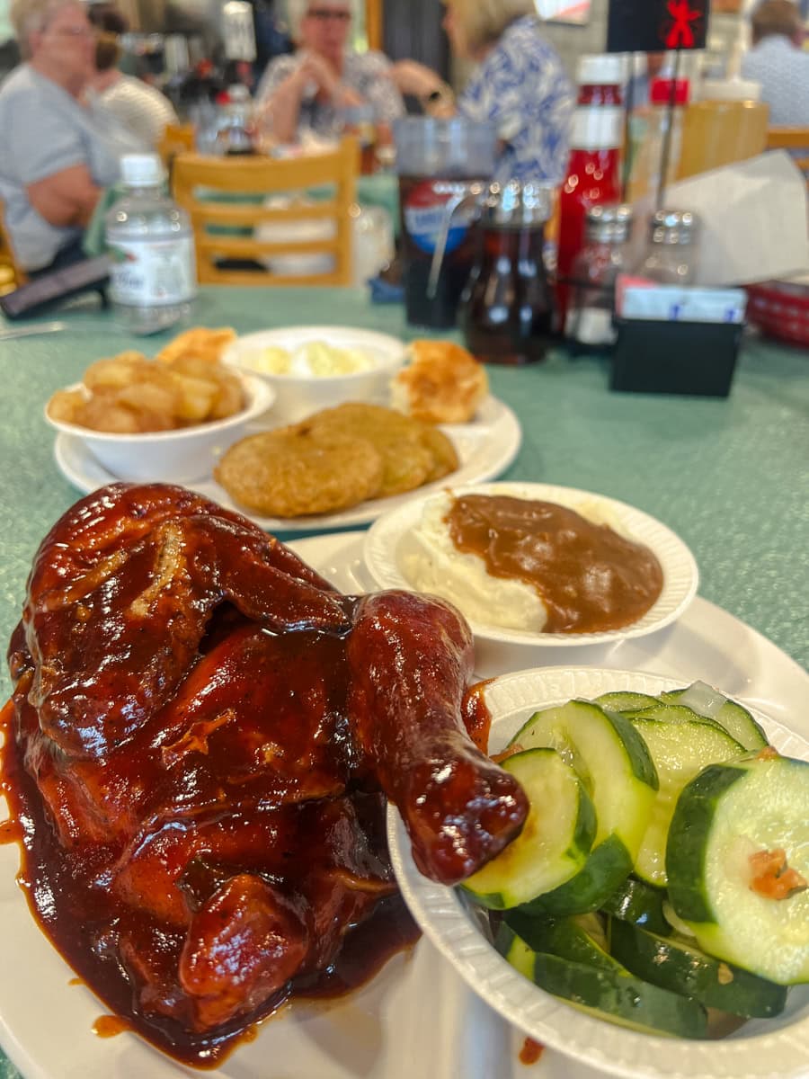 Lunch at State Farmers Market Restaurant in Raleigh