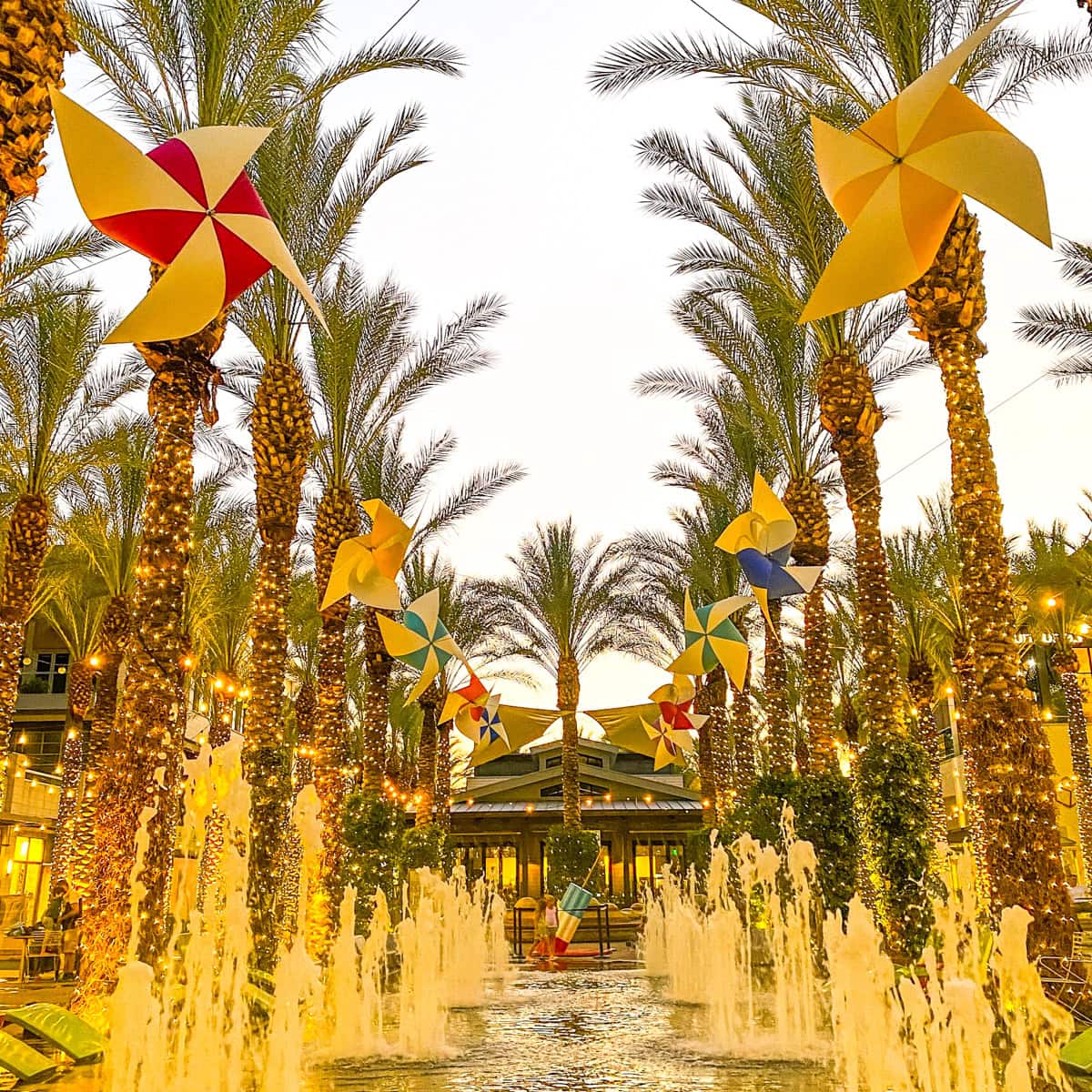 Summer in Scottsdale at Kierland Commons