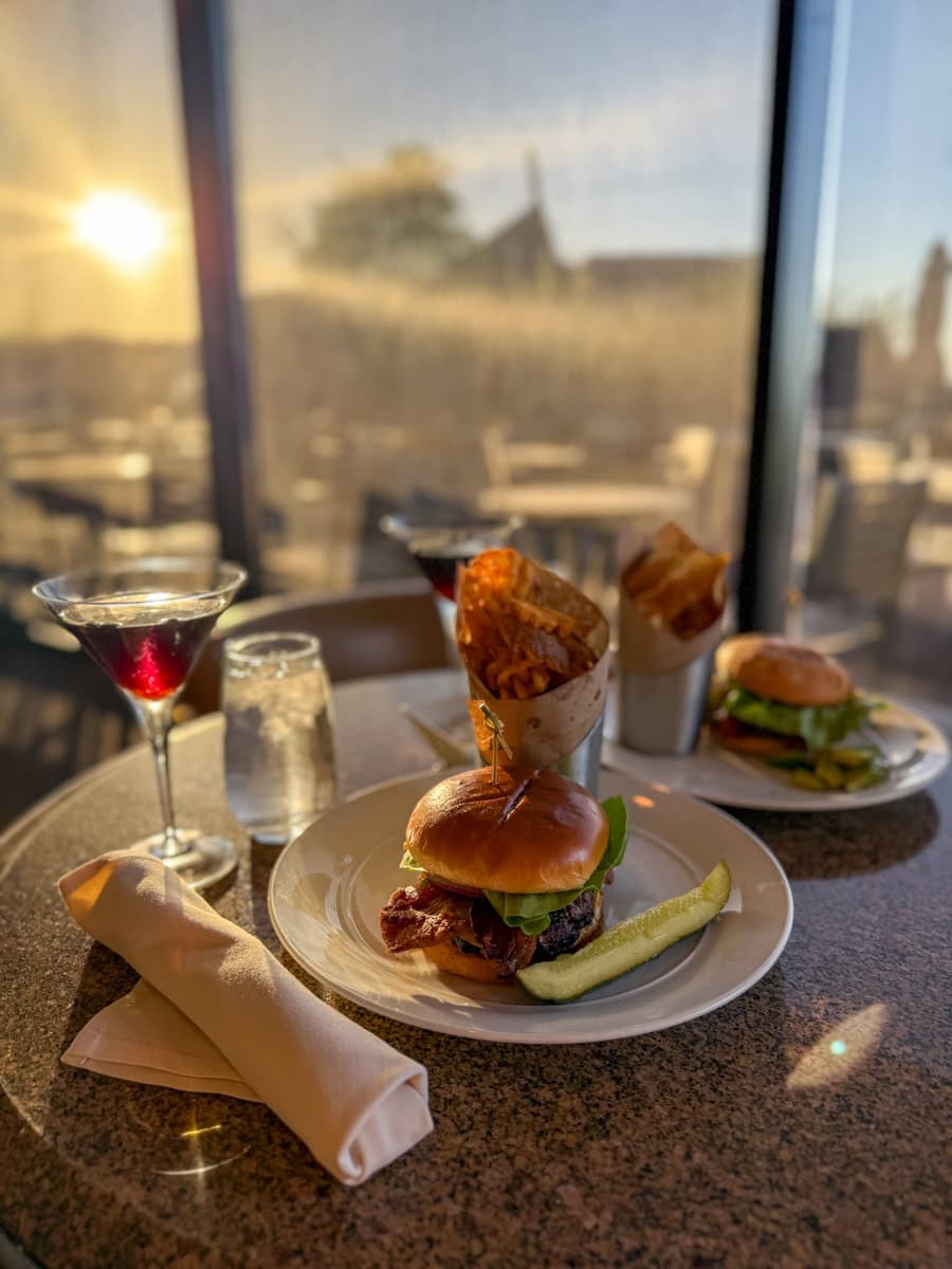 Top of the Rock Lobby Bar in Tempe, AZ