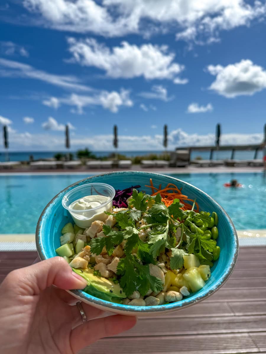 A healthy and fresh lunch bowl from the Pool Hang Out Bar