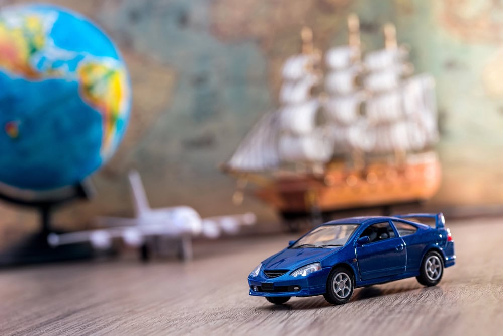 Travel toys for kids, from school to tweens and teens