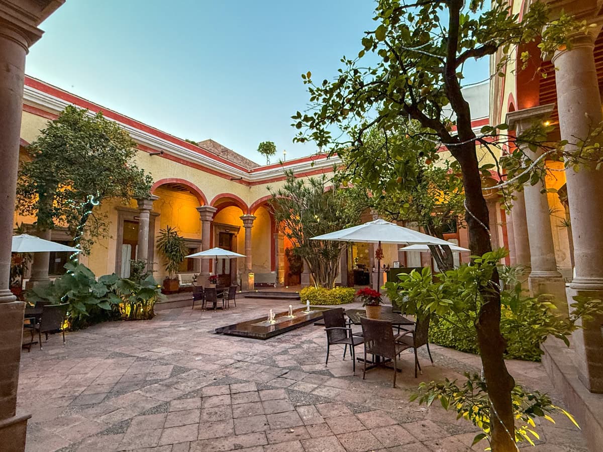 Casona de la República Hotel's courtyard 