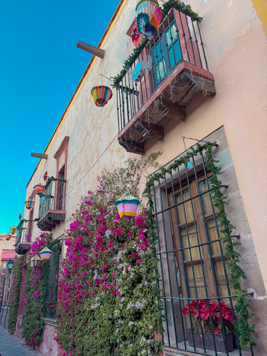 Spanish colonial style building in Querétaro's Centro